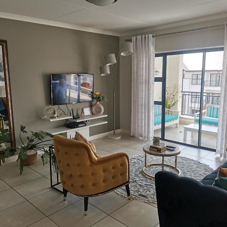 Penthouse 172 At The Blyde Crystal Lagoon Apartment Pretoria Bagian luar foto
