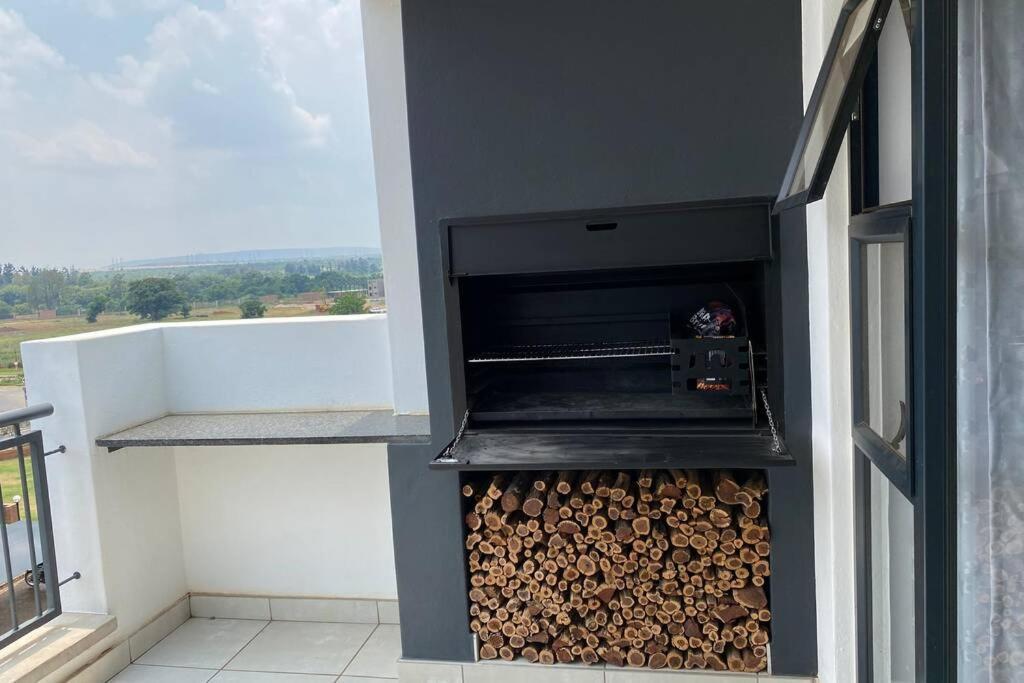 Penthouse 172 At The Blyde Crystal Lagoon Apartment Pretoria Bagian luar foto